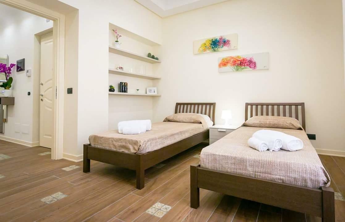 Le Suite Del Corso Cefalu Exterior photo